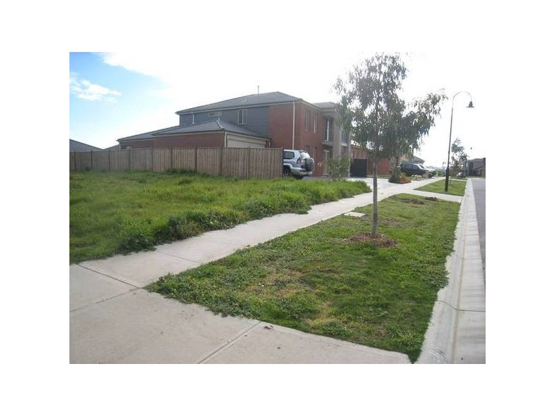 3 Saltbush Avenue, Lyndhurst VIC 3975