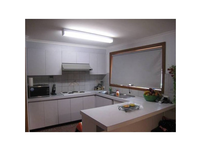 27 Weeden Crescent, Hallam VIC 3803
