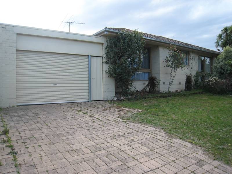 2 Bickford Place, Hallam VIC 3803