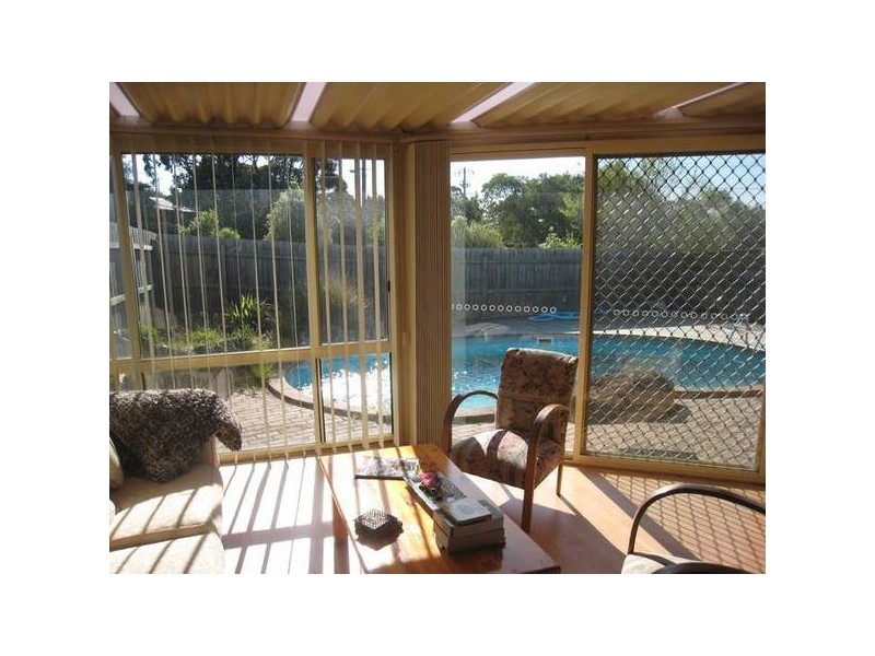 10 Donelly Road, Hallam VIC 3803