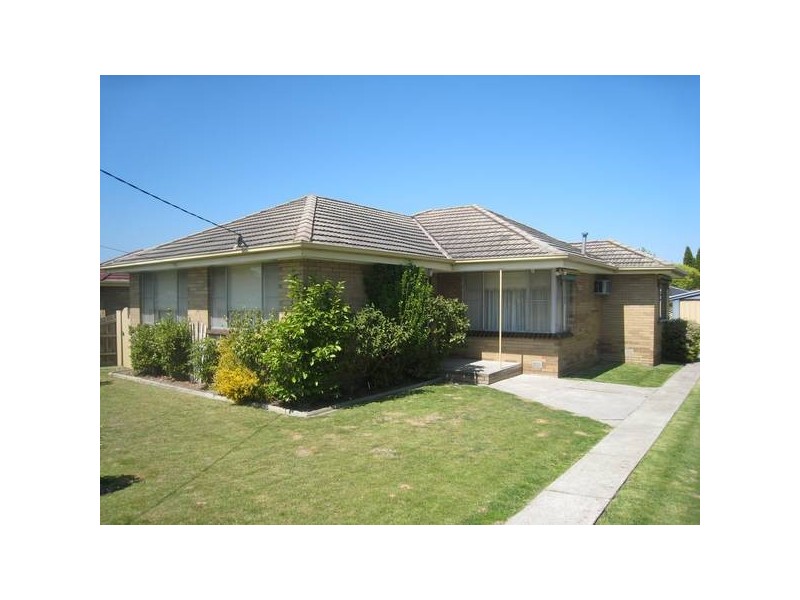 6 Gladesville Court, Dandenong North VIC 3175