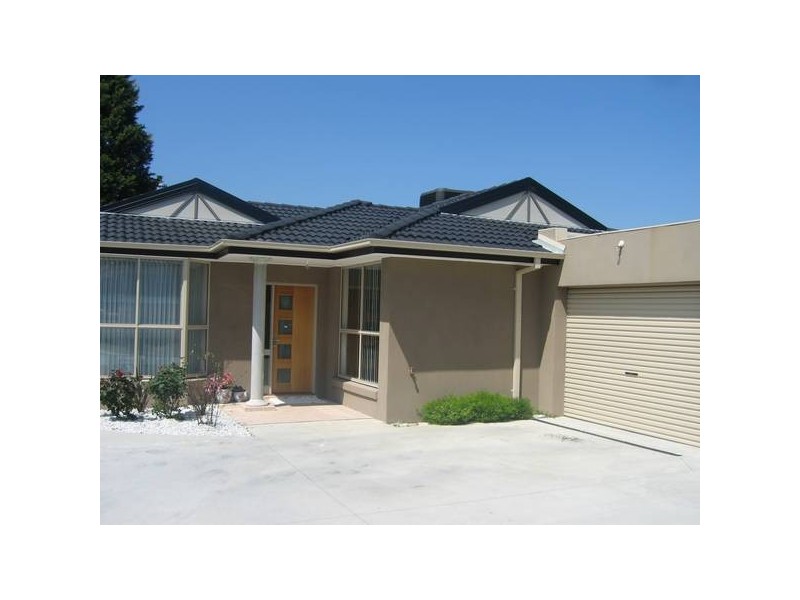 2/17 Scarlet Drive, Doveton VIC 3177