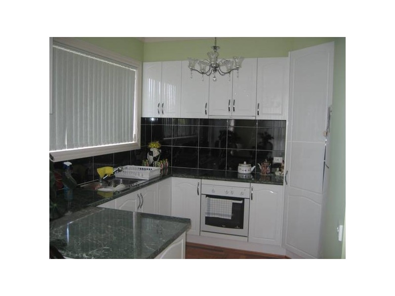 2/17 Scarlet Drive, Doveton VIC 3177