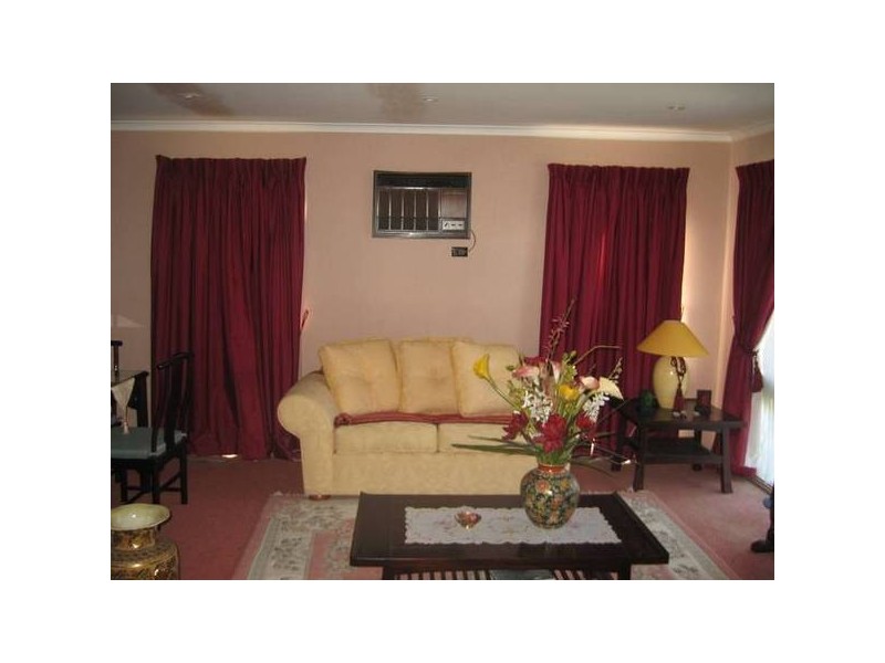 2/17 Scarlet Drive, Doveton VIC 3177