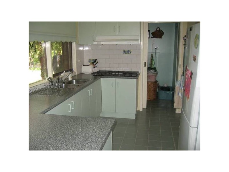 17 William Avenue, Hallam VIC 3803