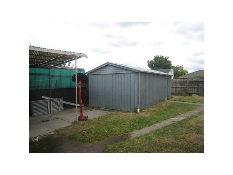2 Peppermint Street, Doveton VIC 3177