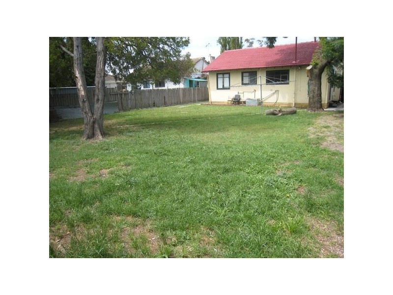 7 Oak Avenue, Doveton VIC 3177