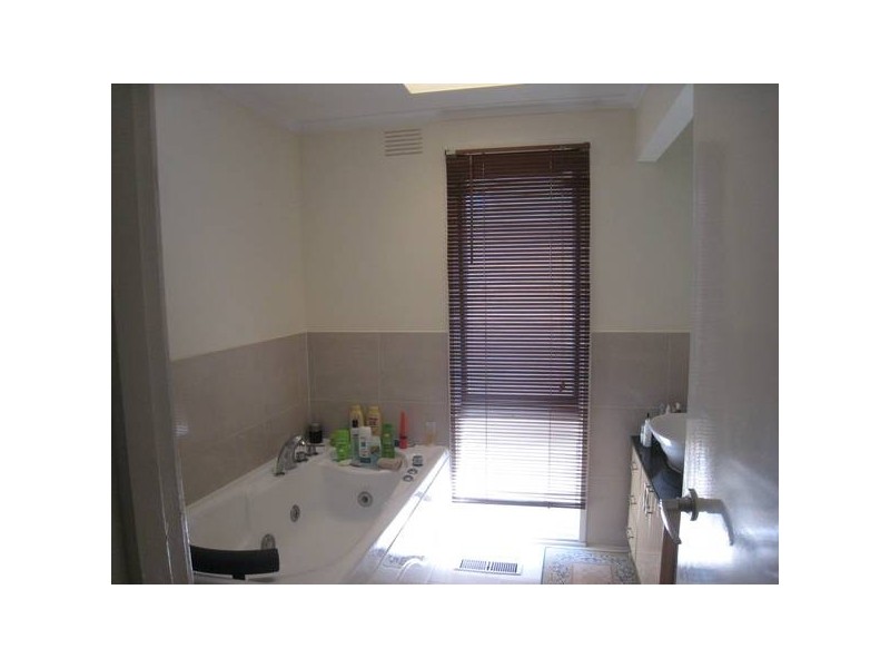 42 Alexander Street, Hallam VIC 3803