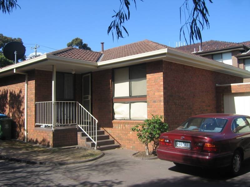 2/11 Close Avenue, Dandenong VIC 3175