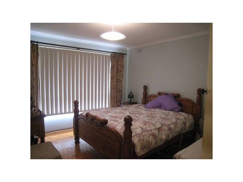 13 Louis Street, Doveton VIC 3177