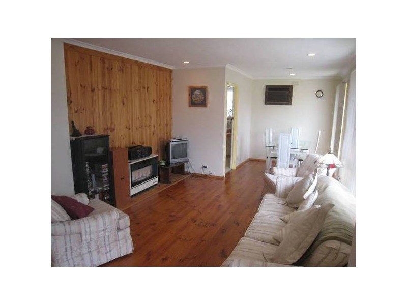 13 Louis Street, Doveton VIC 3177