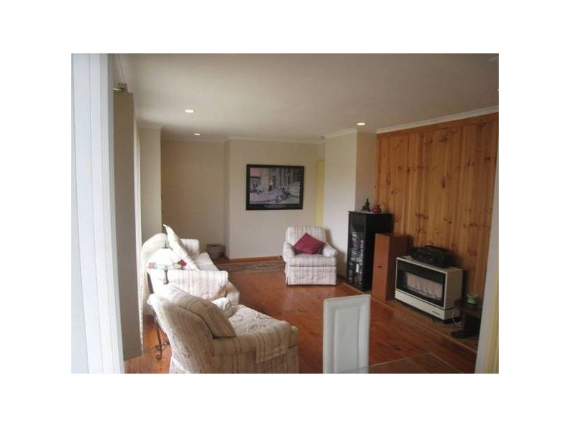 13 Louis Street, Doveton VIC 3177