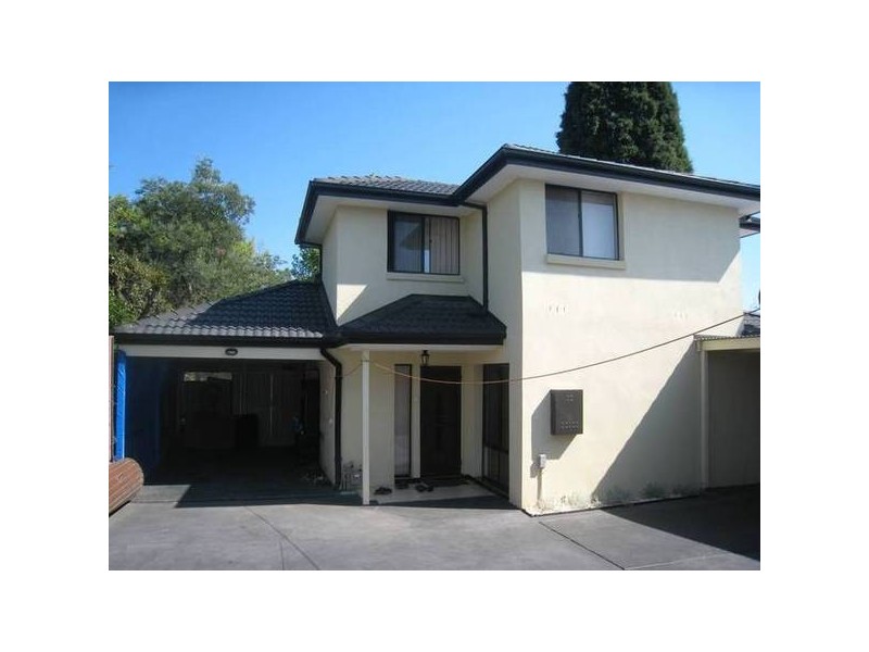 2/10 Regency Street, Dandenong VIC 3175