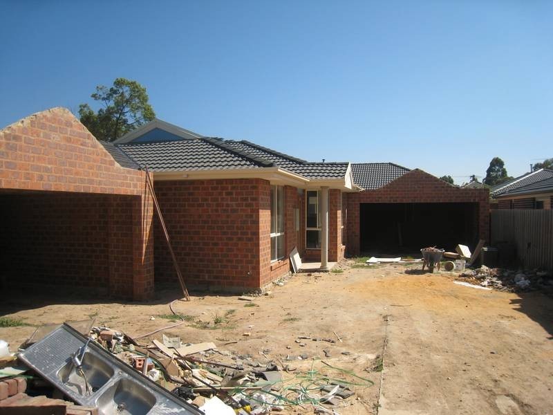 15 Burrows Avenue, Dandenong VIC 3175
