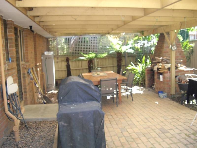 72 Shetland Street, Endeavour Hills VIC 3802