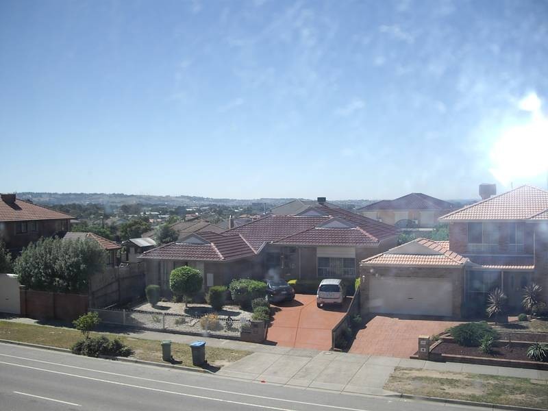 19 Hanna Drive, Endeavour Hills VIC 3802
