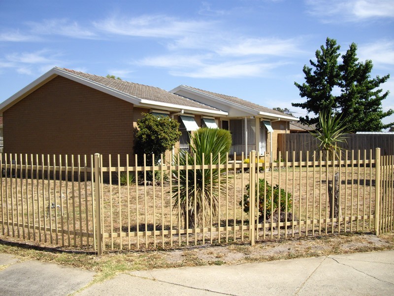 4 Tern Court, Endeavour Hills VIC 3802