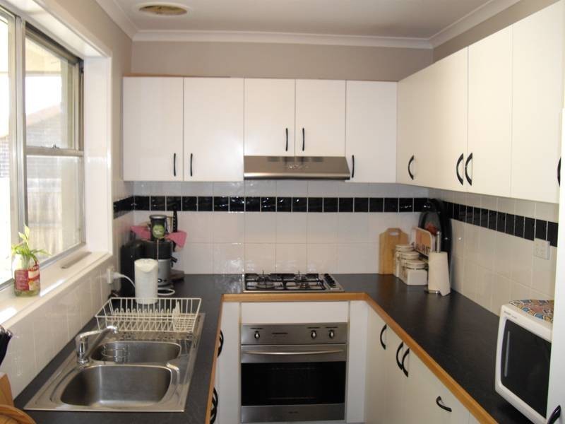 4 Tern Court, Endeavour Hills VIC 3802