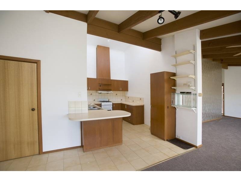 12 Hamilton Close, Endeavour Hills VIC 3802