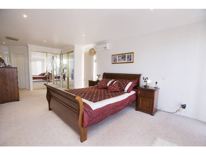 15 Cantala Court, Endeavour Hills VIC 3802