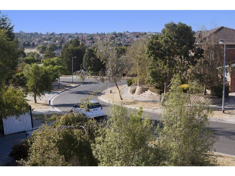 15 Cantala Court, Endeavour Hills VIC 3802
