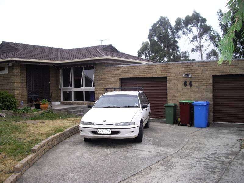 64 James Cook Drive, Endeavour Hills VIC 3802
