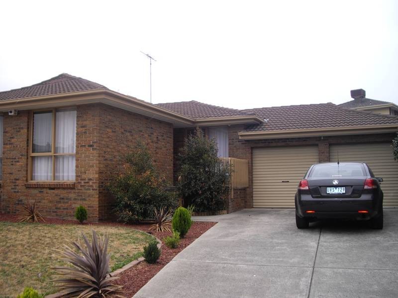 92 Thomas Mitchell Drive, Endeavour Hills VIC 3802
