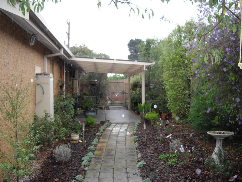 10 Harmer Road, Hallam VIC 3803