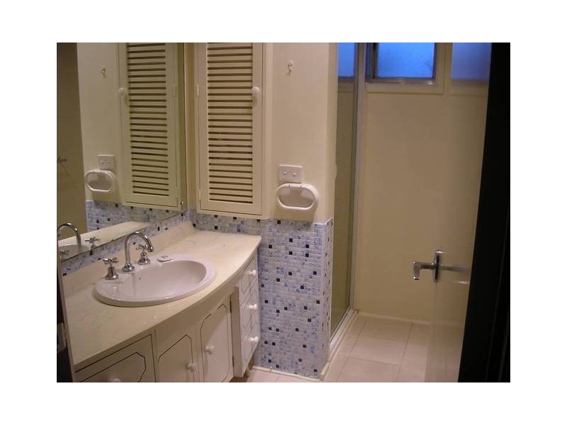 69 Charles Green Avenue, Endeavour Hills VIC 3802