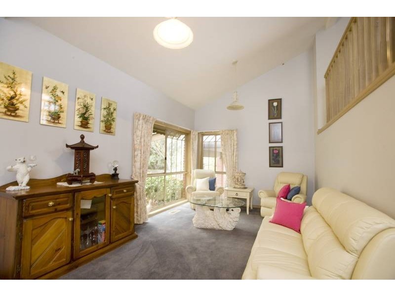 5 Naila Close, Endeavour Hills VIC 3802