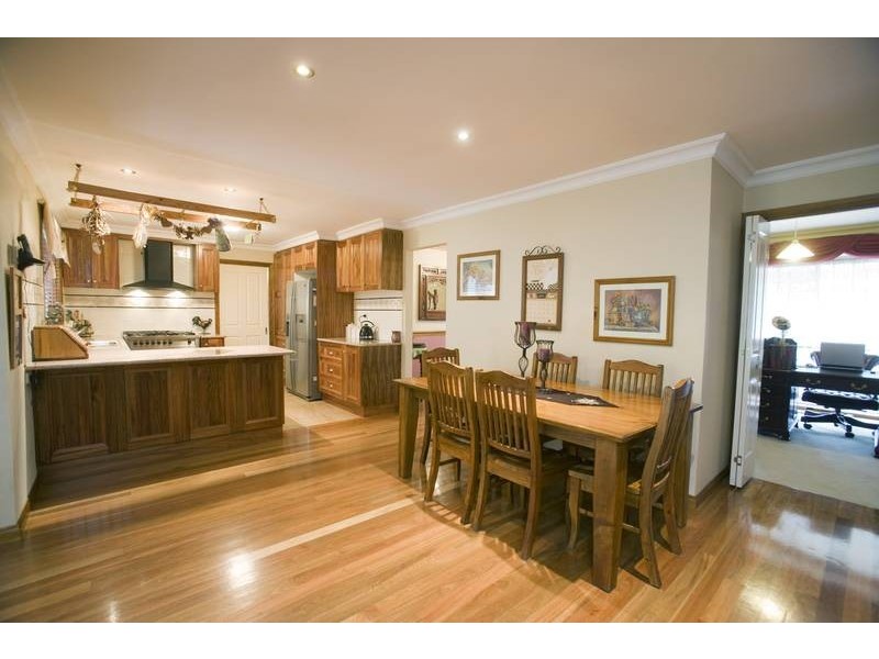 123 David Collins Drive, Endeavour Hills VIC 3802