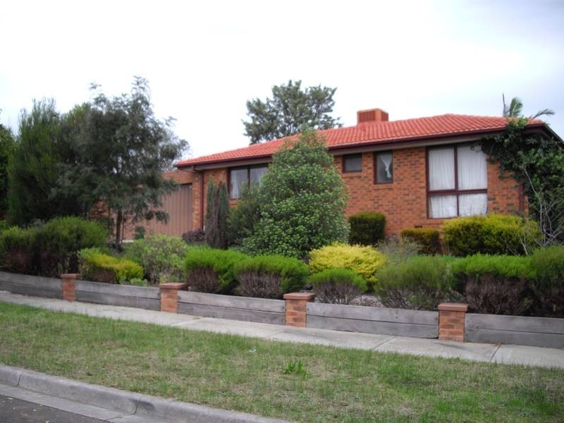 24 Quirk Court, Endeavour Hills VIC 3802