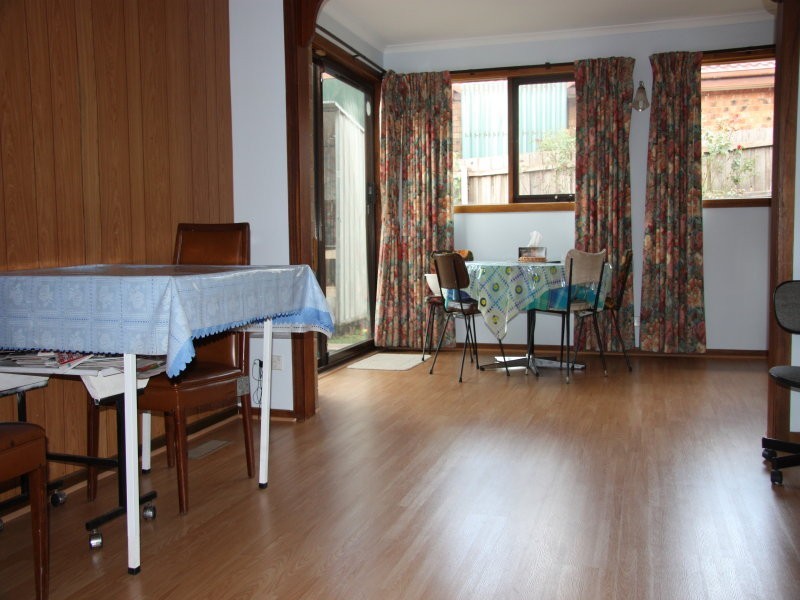 35 Clifton Way, Endeavour Hills VIC 3802