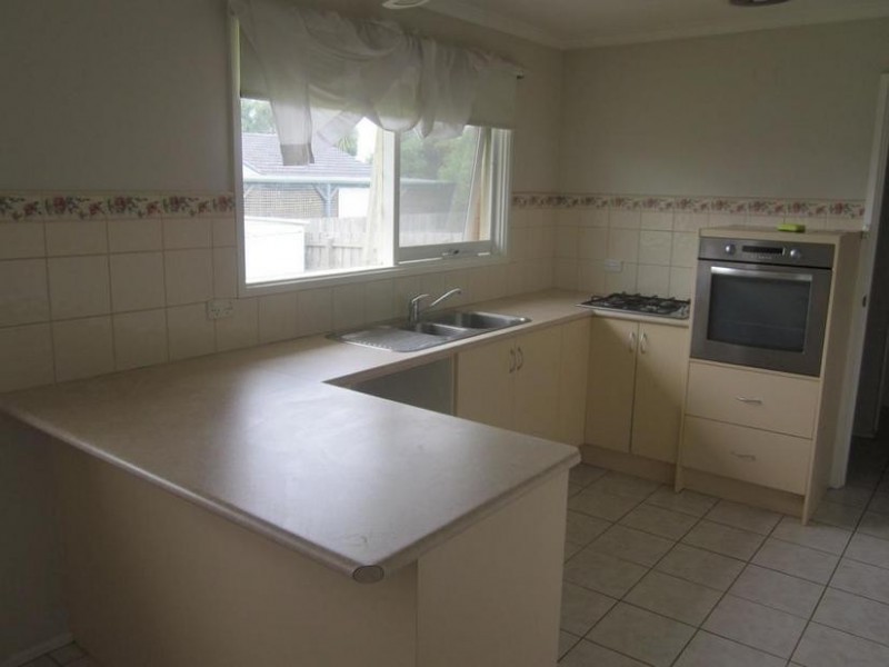 68 Rawdon Hill Drive, Dandenong North VIC 3175