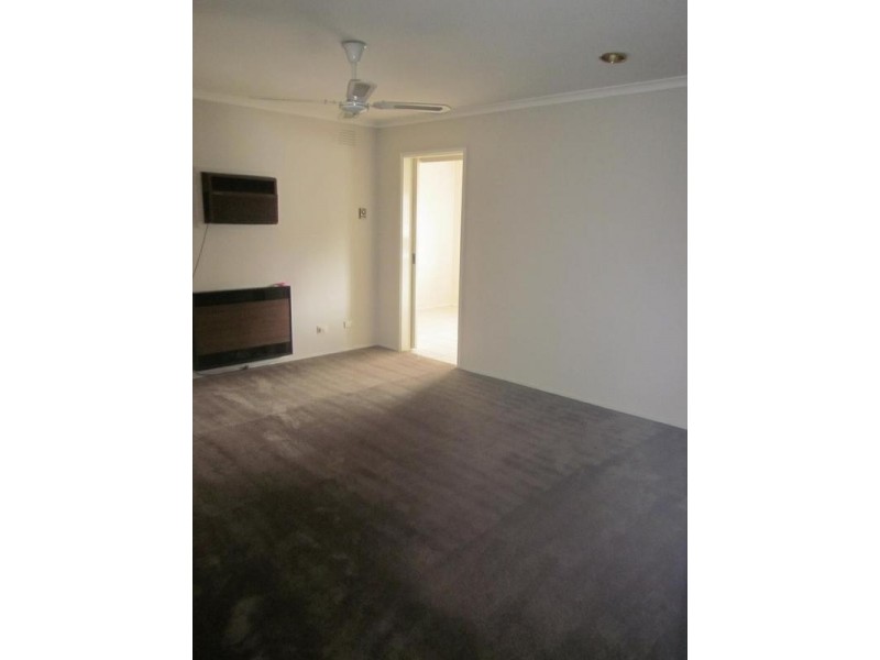 68 Rawdon Hill Drive, Dandenong North VIC 3175