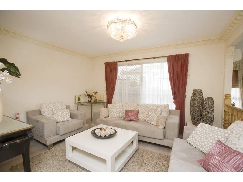 15 Wilshire Court, Endeavour Hills VIC 3802