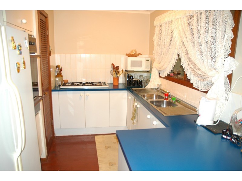 62 Charles Green Avenue, Endeavour Hills VIC 3802