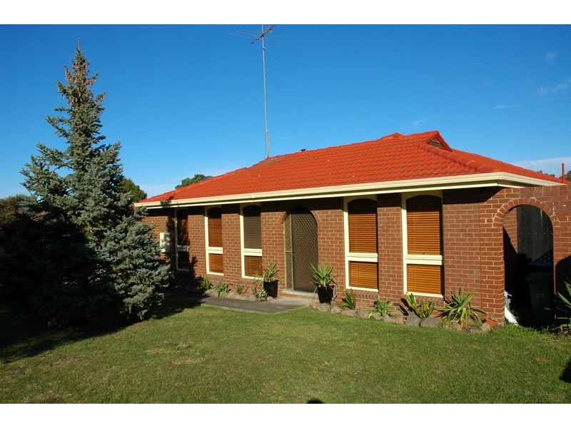 62 Charles Green Avenue, Endeavour Hills VIC 3802