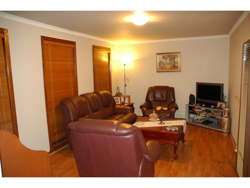 62 Charles Green Avenue, Endeavour Hills VIC 3802