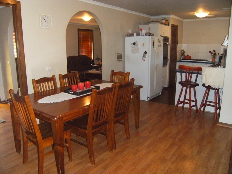 62 Charles Green Avenue, Endeavour Hills VIC 3802