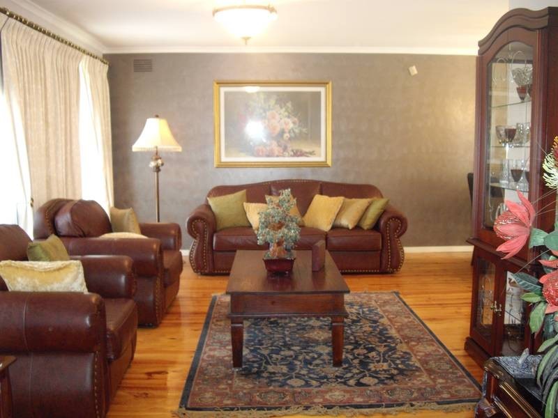 6 Hughes Close, Endeavour Hills VIC 3802