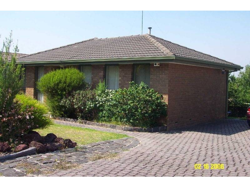 17 Oxley Way, Endeavour Hills VIC 3802