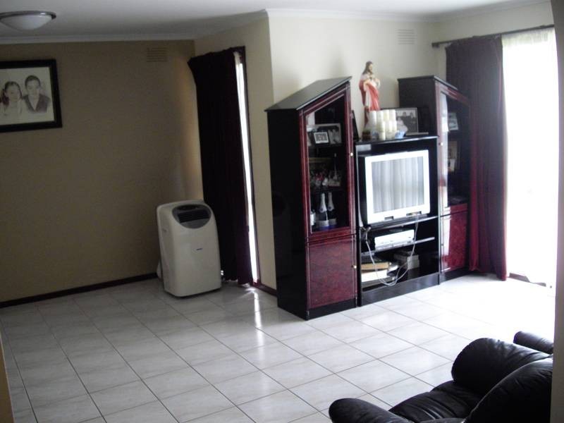 5 Currie Avenue, Endeavour Hills VIC 3802