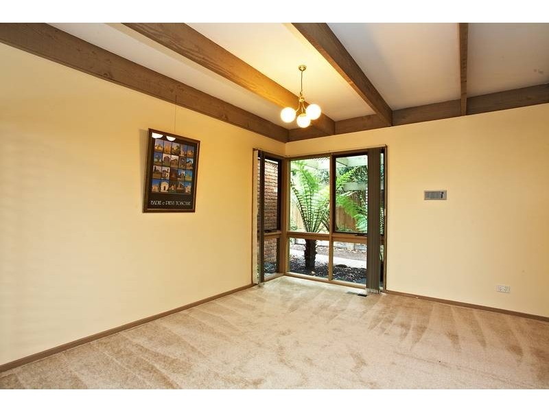 38 Granton Avenue, Endeavour Hills VIC 3802