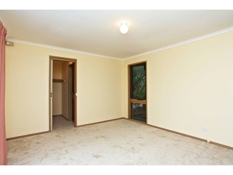 38 Granton Avenue, Endeavour Hills VIC 3802