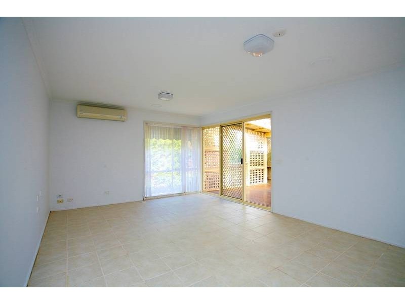 8 Raphael Street, Hallam VIC 3803