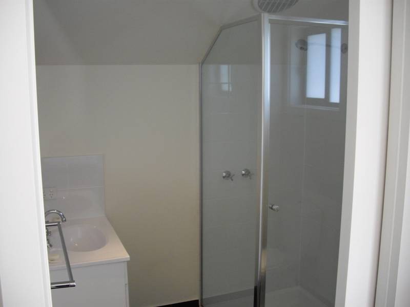 2/11 Moomba Parade, Dandenong VIC 3175