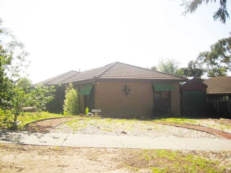 16 Oban Close, Endeavour Hills VIC 3802