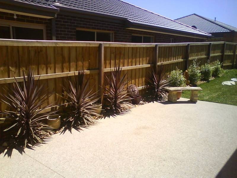 6 Angelique Street, Berwick VIC 3806