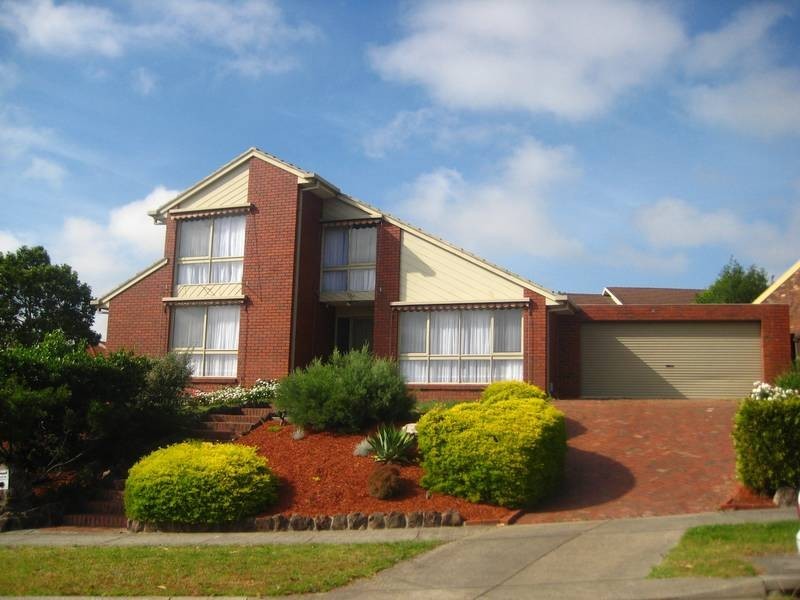 30 William Hovell Drive, Endeavour Hills VIC 3802